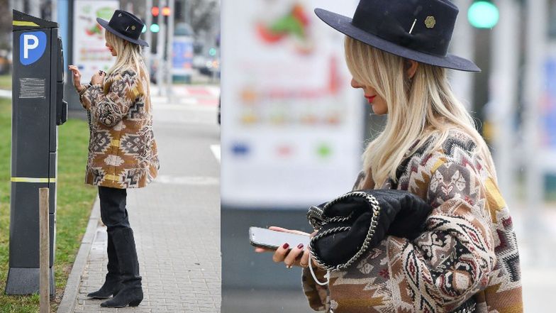 Zadowolona Agnieszka Woźniak-Starak w stylizacji "na włóczykija" mknie zrobić sobie NOWE PAZY