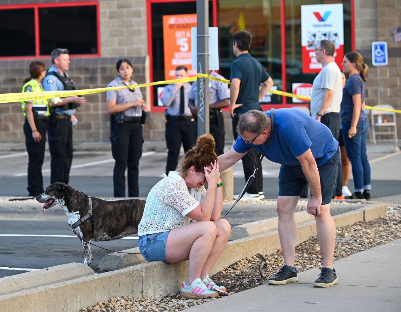 Strzelanina w Minneapolis. Szokujące napisy na magazynku sprawcy