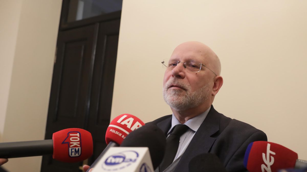 Tomasz Gzell
10, 10., bud�et, bud�etu, kadencja, kadencji, komisja, KSP, opiniowanie, polityk polityka, posiedzenie, sala, sejm, Sejm RP, sejmie, sejmowa, sejmu, Sejmu RP, X, zaopiniowanie, zast�pczyni