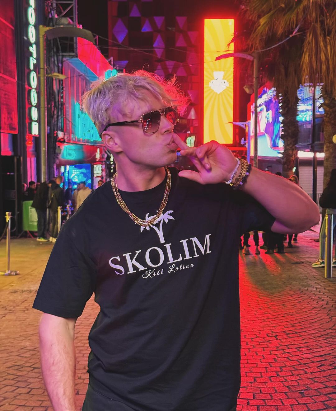Skolim zaśpiewał na scenie w Sopocie (Instagram)