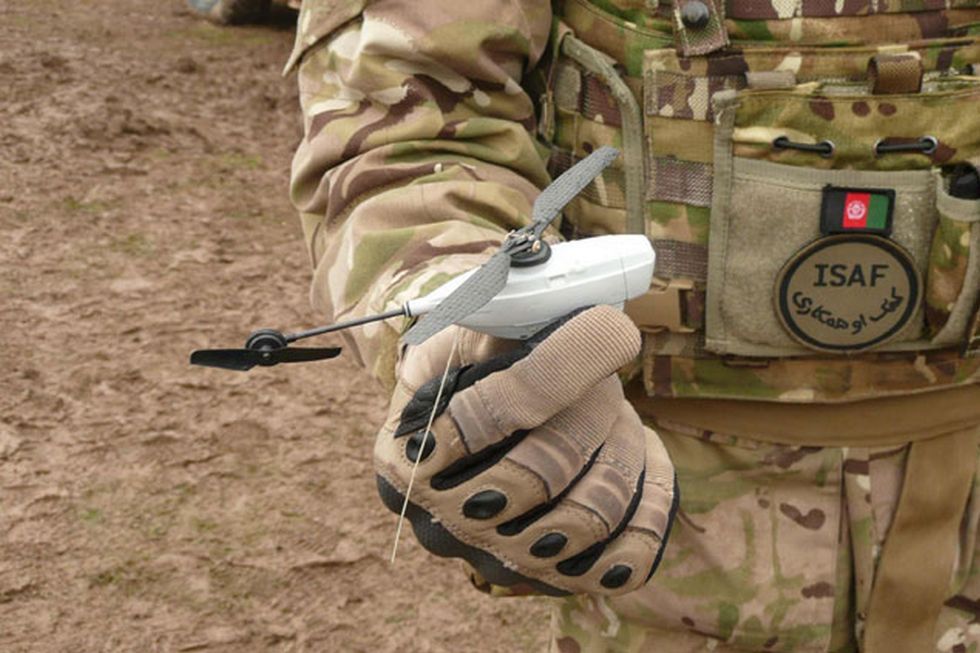 Black Hornet Nano – kieszonkowy dron wielkości owada. Latające maleństwa na linii frontu 3