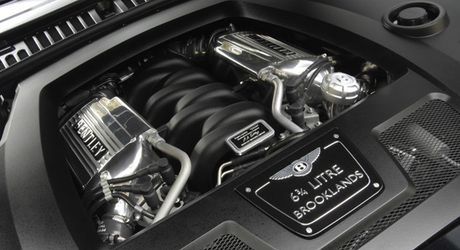 Bentley obchodzi 50 rocznicę silnika V8