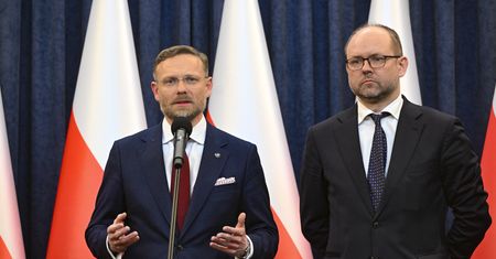 "Uznał, że nie będzie odpowiadał". Bogucki po RBN o Czarzastym