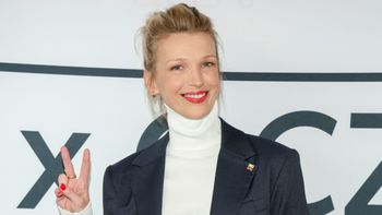Przyodziana w BIKINI 50-letnia Magda Mołek pozuje BEZ MAKIJAŻU (FOTO)