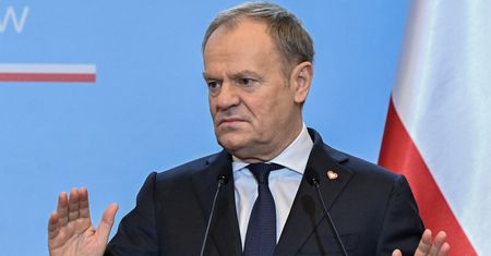 Ostry wpis Tuska. "Tylu złodziei i gangsterów"