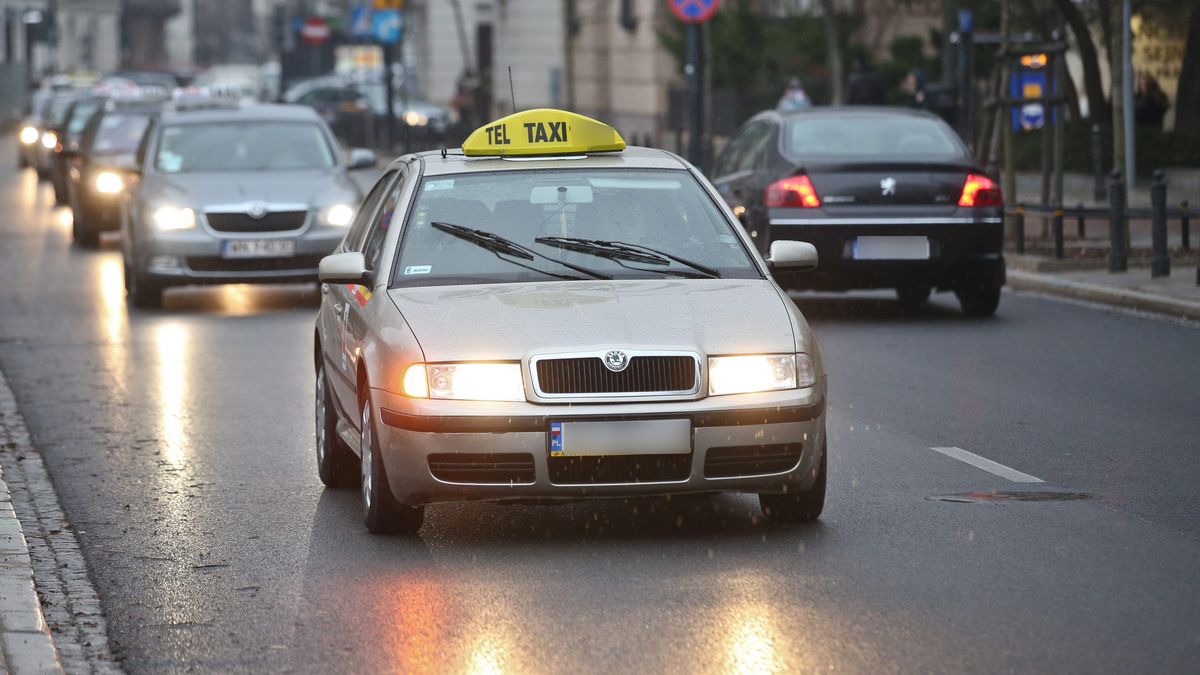 Nie każdy kierowca taksówki osobiście zdobył licencję