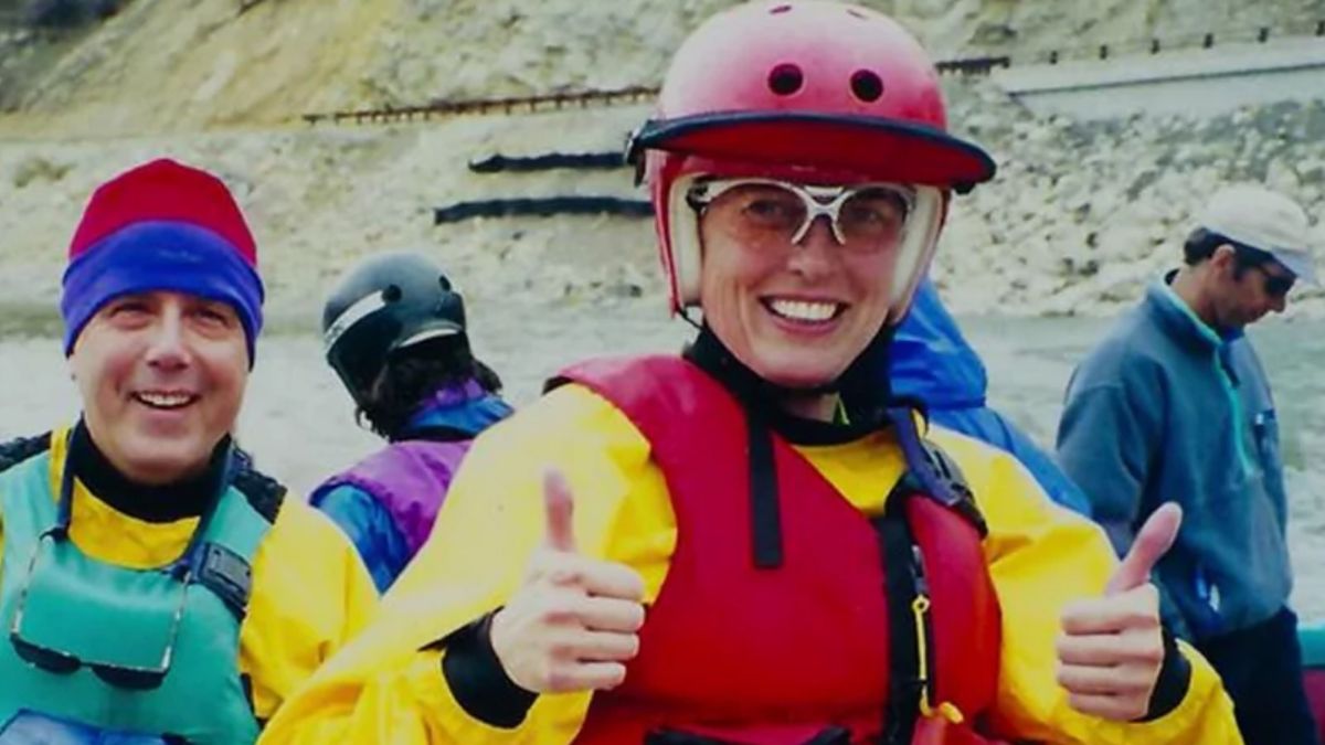 dr Mary Neal