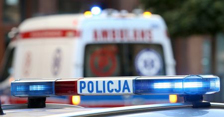 Potrącił trzy dziewczynki na przejściu. I uciekł