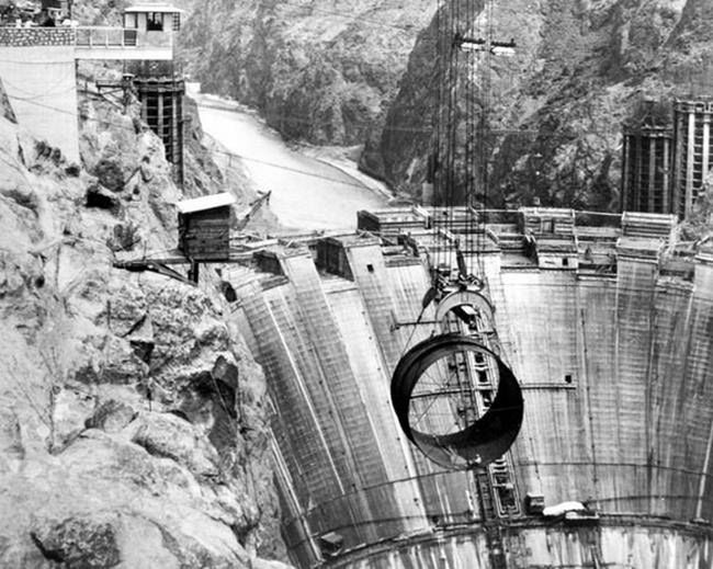 Niezwykłe konstrukcje [cz. 15]. Zapora Hoovera - betonowy gigant 28