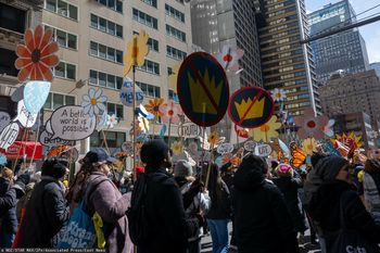 Działo się w nocy. Miliony na ulicach USA, protesty przeciw Trumpowi