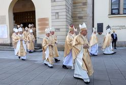 Demontaż Kościoła rękoma biskupów [OPINIA]