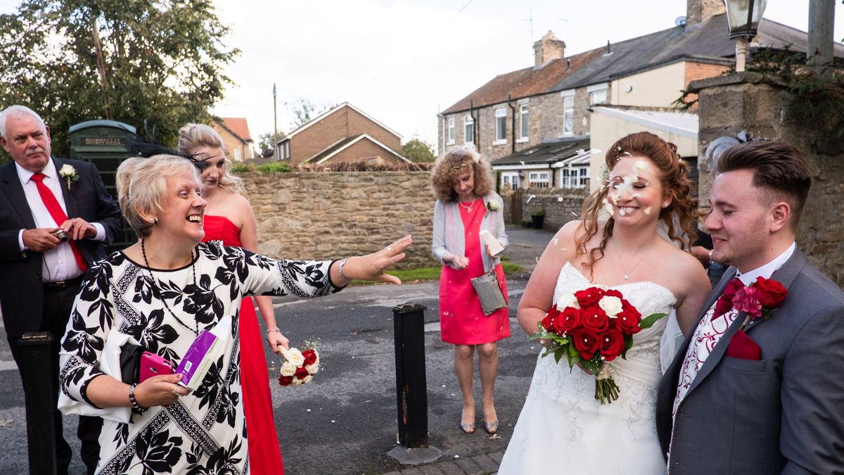 Anty-fotograf, czyli najgorsze zdjęcia ślubne Iana Weldona 1