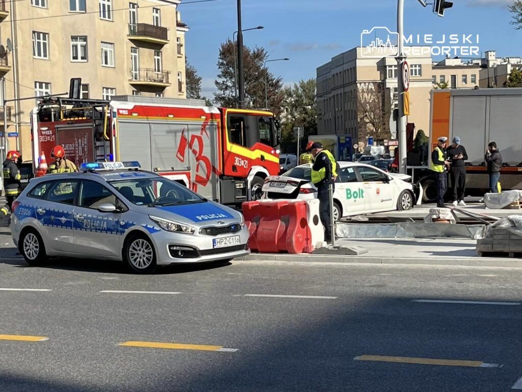 Warszawa: Kolizja na Ochocie. Zderzyły się dwa auta