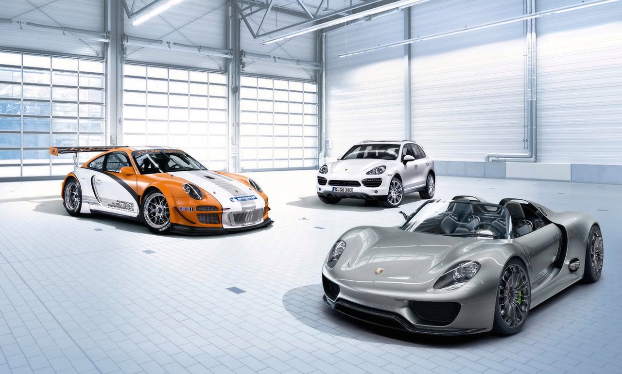 Porsche i Bosch oferują technologię hybrydową dającą przyjemność z jazdy