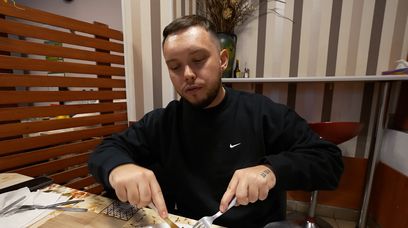 Książulo poczuł się jak u babci. Padło kolejne "MUALA"