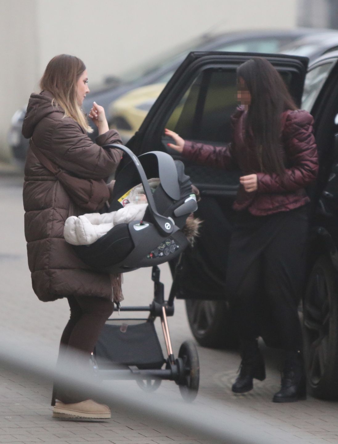 Faustyna Martyniuk na świątecznym shoppingu z siostrą i synkiem