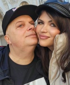 Długie nogi i kobiecie kształty. Żona Skiby zapozowała w mikro bikini na wakacjach