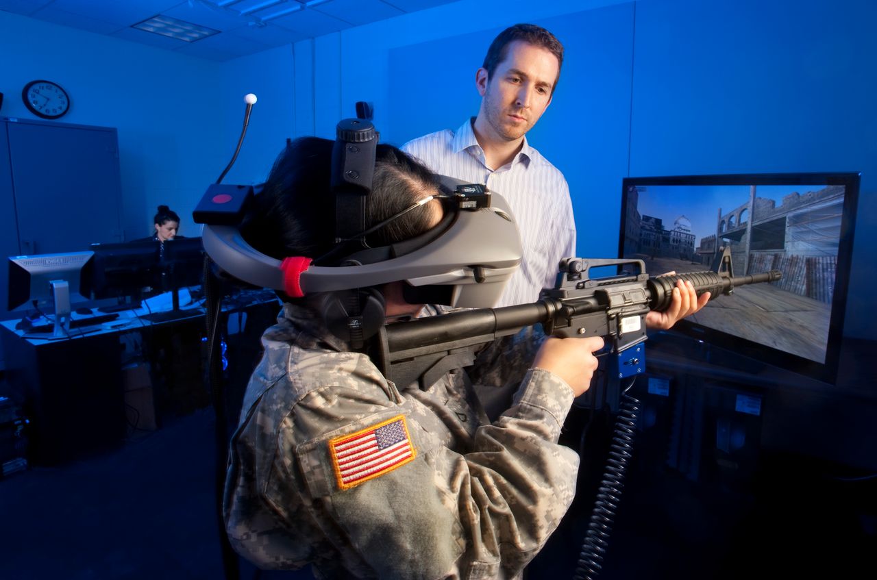 Wojsko i gry wideo: rozrywka w służbie zabijania. Jak i do czego armia wykorzystuje gry komputerowe?