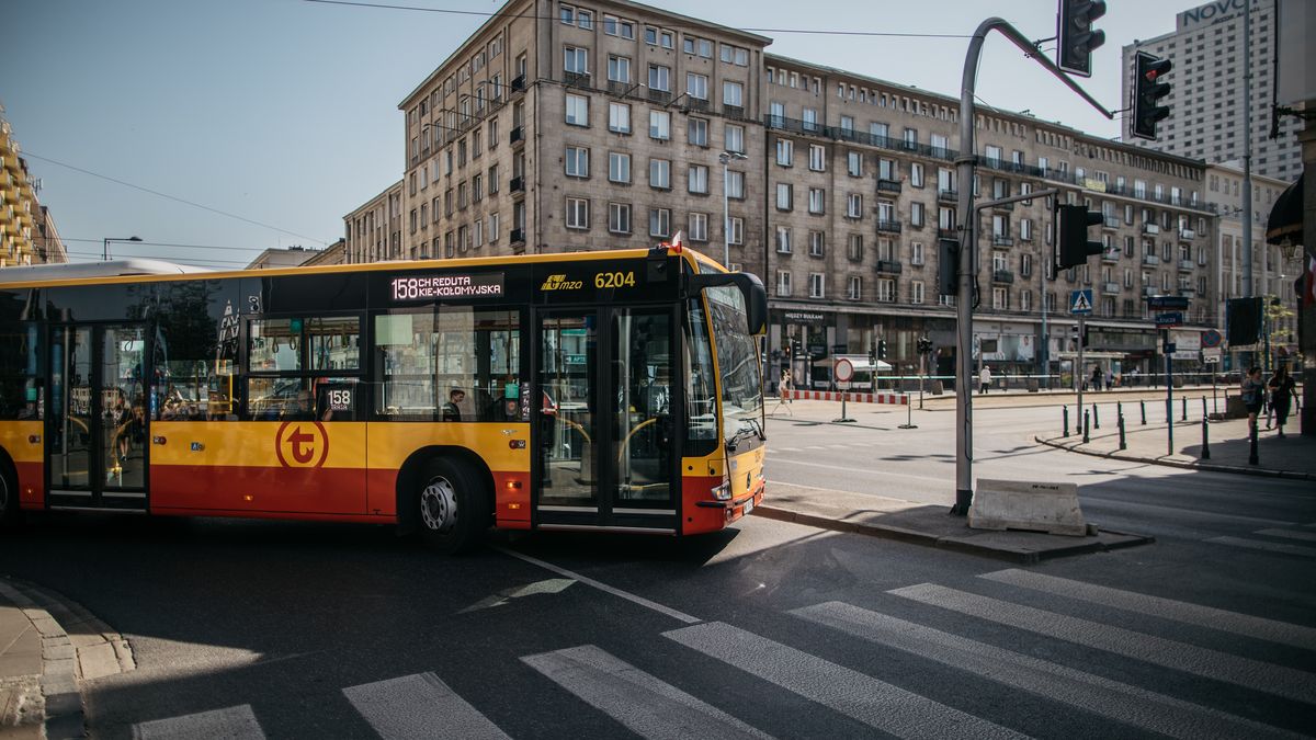 wpwiado autobus warszawa ulica