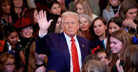 Nawet 50 proc. cła? Stanowcza reakcja Trumpa