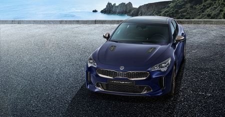 Kia Stinger przeszła lifting. Najbardziej zmienił się tył