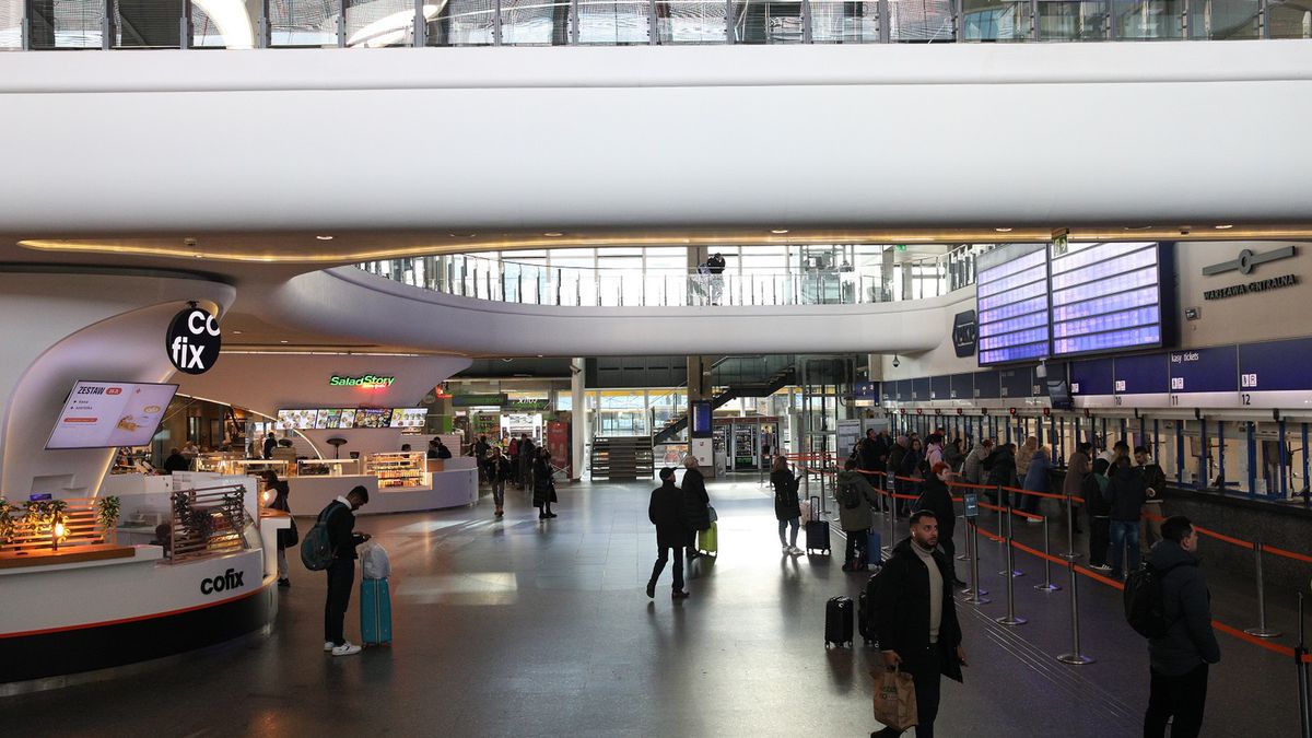 Ochroniarze mieli razić paralizatorem 19-latkę.