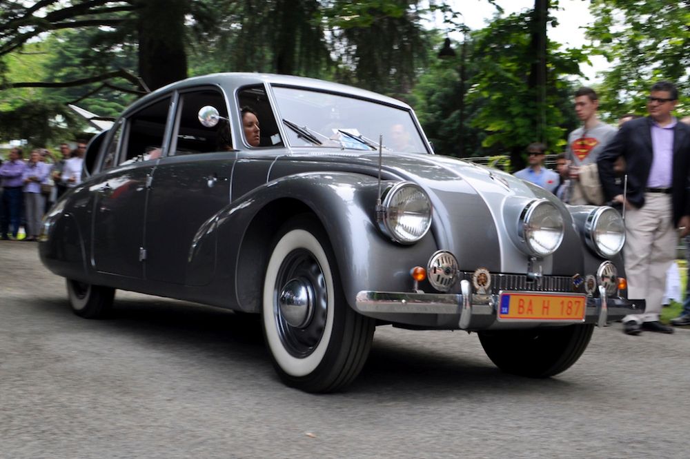 Tatra 87