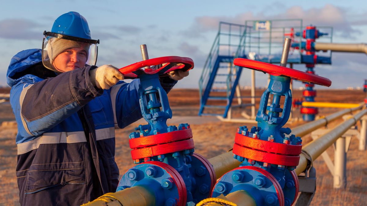 The mechanic - the repairman , operator production gas, Oil, gas industry. gas conditioning equipment and valve armatureat work, control, drilling, energy, engineer, equipment, exploration, fitter, flange connection, fuel, gas, gate valve, head, heater, heating, helmet, house, industry, maintenance, man, mechanic, mining, nut, oil, overalls, petrochemical, petroleum, pipe, pipeline, pipeline fittings, plumber, power, production, profession, pump, repair, repairman, service, technician, technology, tool, valve, water, well, worker, workman, wrench, gazprom, gas industry, at work, control, drilling, energy, engineer, equipment, exploration, fitter, flange connection, fuel, gas, gate valve, head, heater, heating, helmet, house, industry, maintenance, man, mechanic, mining, nut, oil, overalls, petrochemical, petroleum, pipe, pipeline, pipeline fittings, plumber, power, production, profession, pump, repair, repairman, service, technician, technology, tool, valve, water, well, worker, workman, wrench, gazprom, gas industry