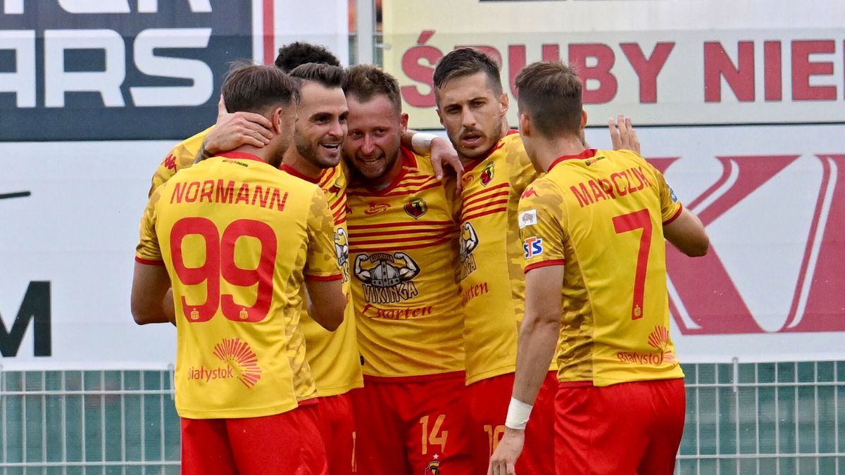 Zdjęcie okładkowe artykułu: PAP / Piotr Polak / Na zdjęciu: Jagiellonia Białystok po szalonym meczu wygrała w Radomiu 3:2