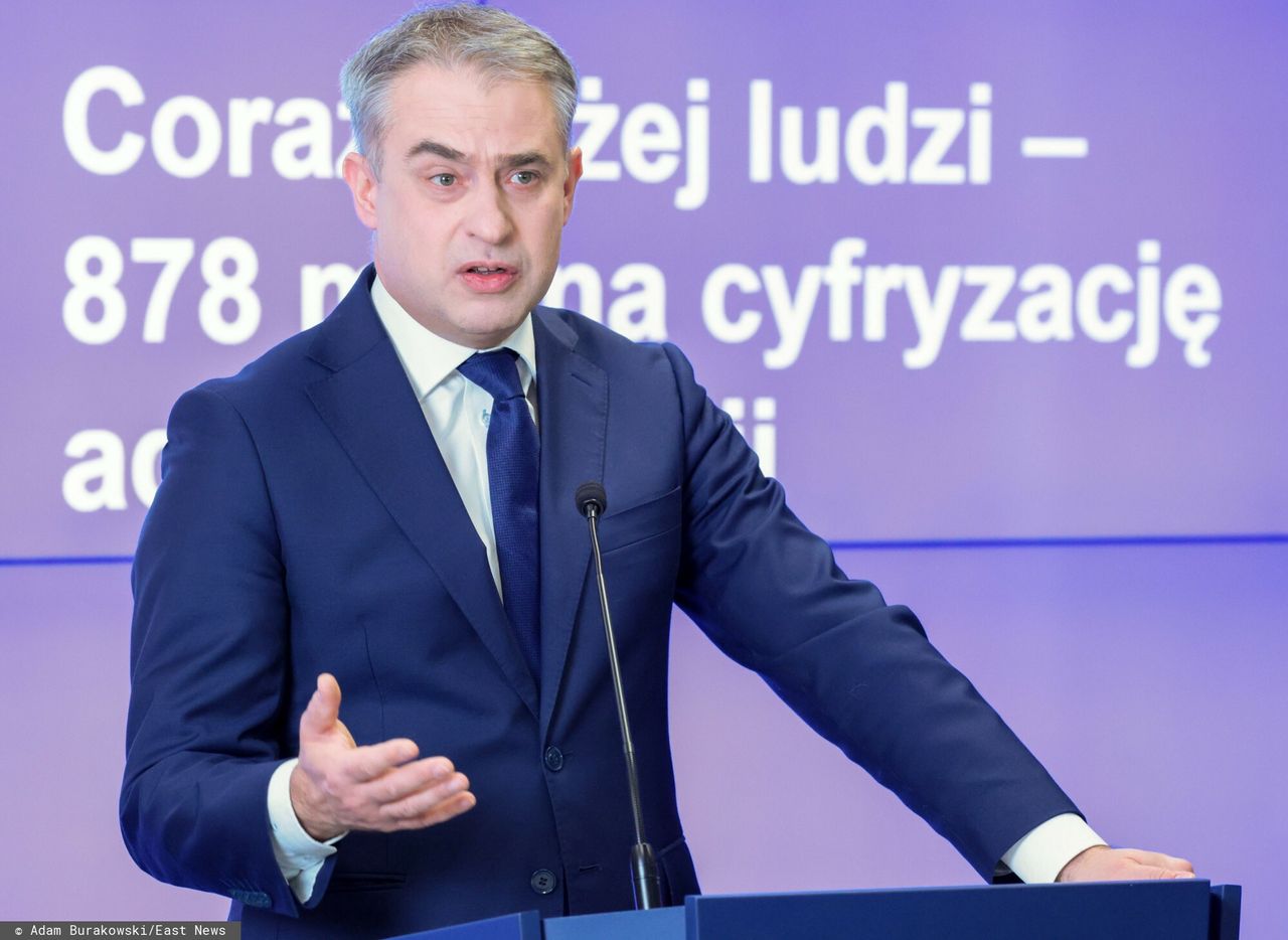 Czeka nas wymiana sprzętu? Minister cyfryzacji tłumaczy zmiany