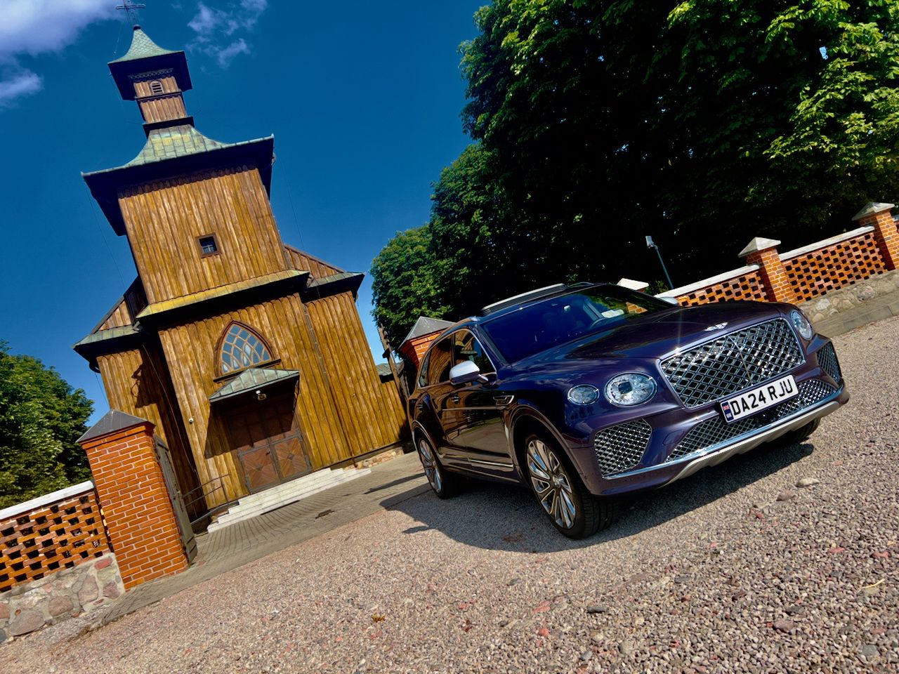 Bentley Bentayga EWB