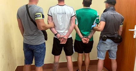 Brutalne pobicie w Warszawie. Wcześniej zwrócił uwagę napastnikom