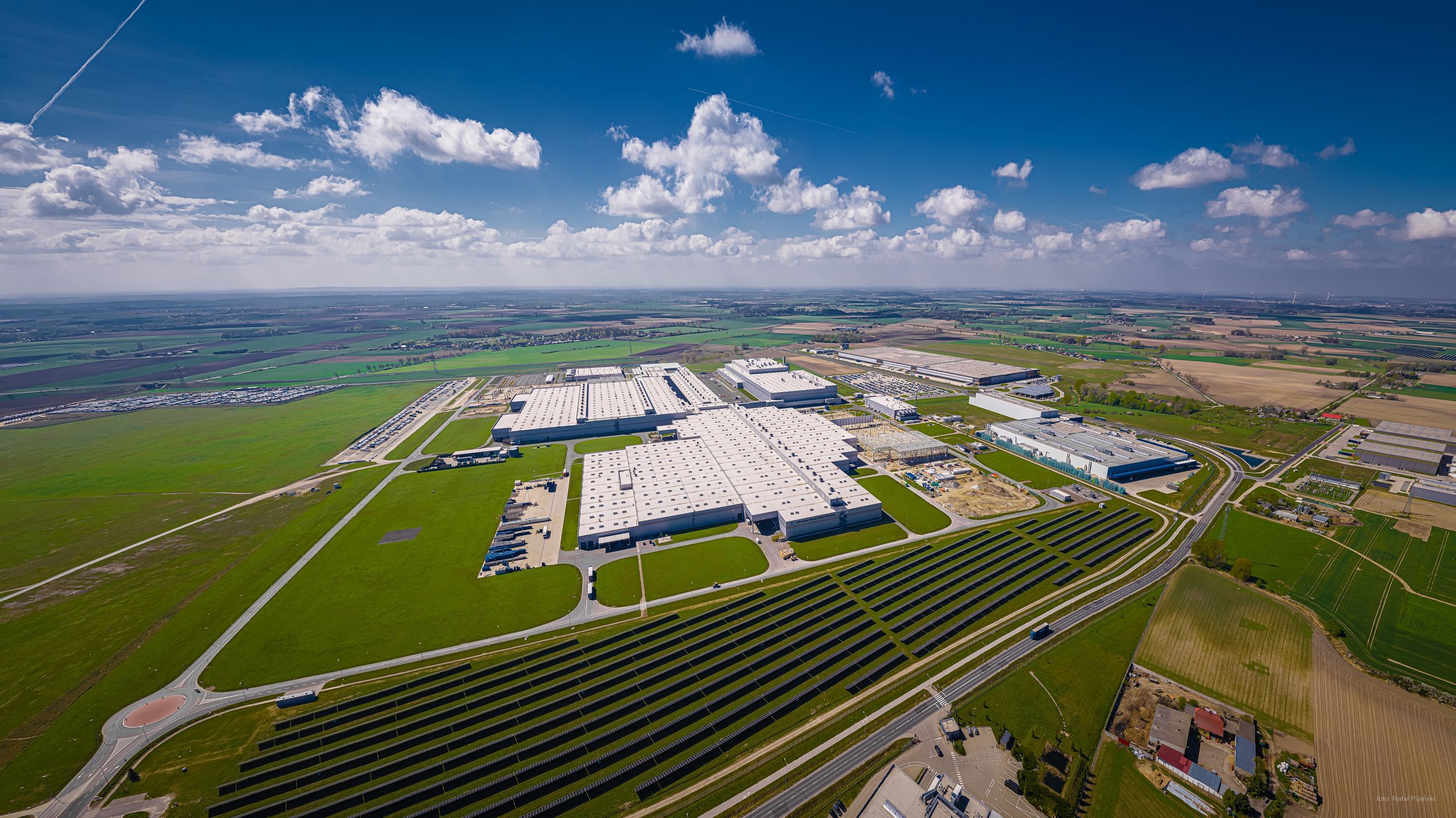 Farma fotowoltaiczna przy zakładach Volkswagen Poznań we Wrześni