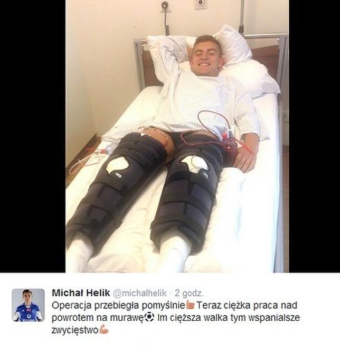 Michał Helik na swoim koncie twitterowym zamieścił zdjęcie kilka godzin po zabiegu