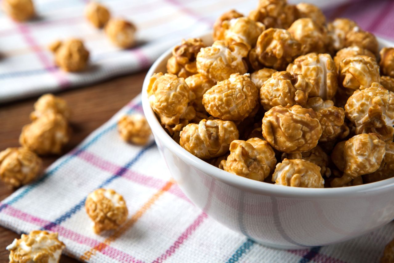 Karmelizowany popcorn na słodko