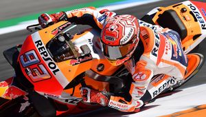 MotoGP: pogoda rozdała karty w Australii. Marc Marquez z pole position