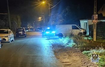 Wręczyca Wielka: Broń, pies i groźby wobec funkcjonariuszy. Policja zatrzymała 21-latka