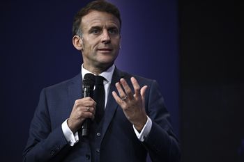 Macron zapowiada przełom. Będzie dobrowolna służba wojskowa