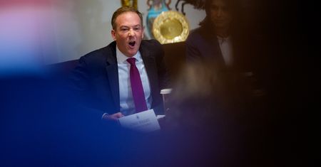 Spaliny nie szkodzą. USA nie będą walczyć z globalnym ociepleniem