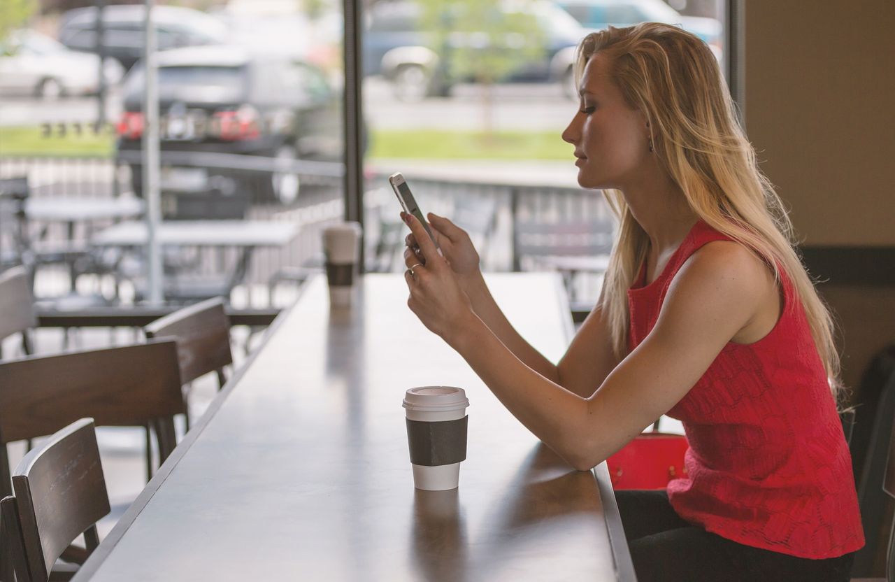 Internet mobilny coraz częściej nam wystarcza