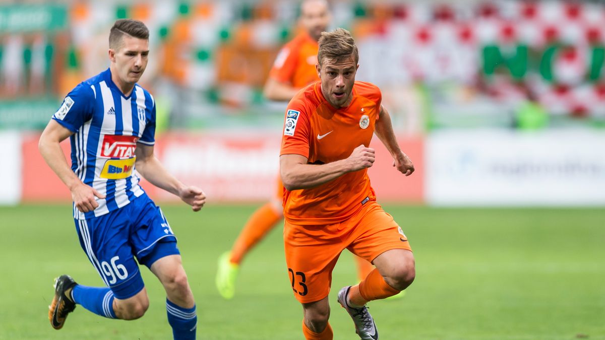 PAP / Maciej Kulczyński / Jakub Łukowski (Wisła Płock) i Daniel Dziwniel (Załębie Lubin) 