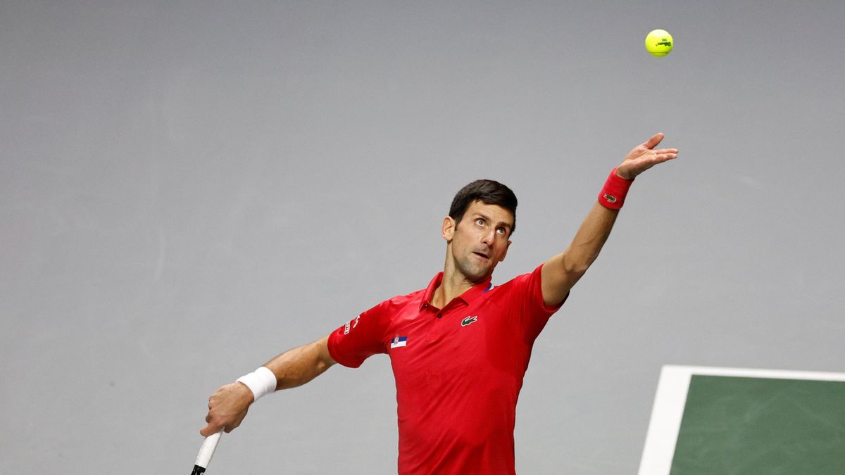 PAP/EPA / JUANJO MARTIN / Na zdjęciu: Novak Djoković