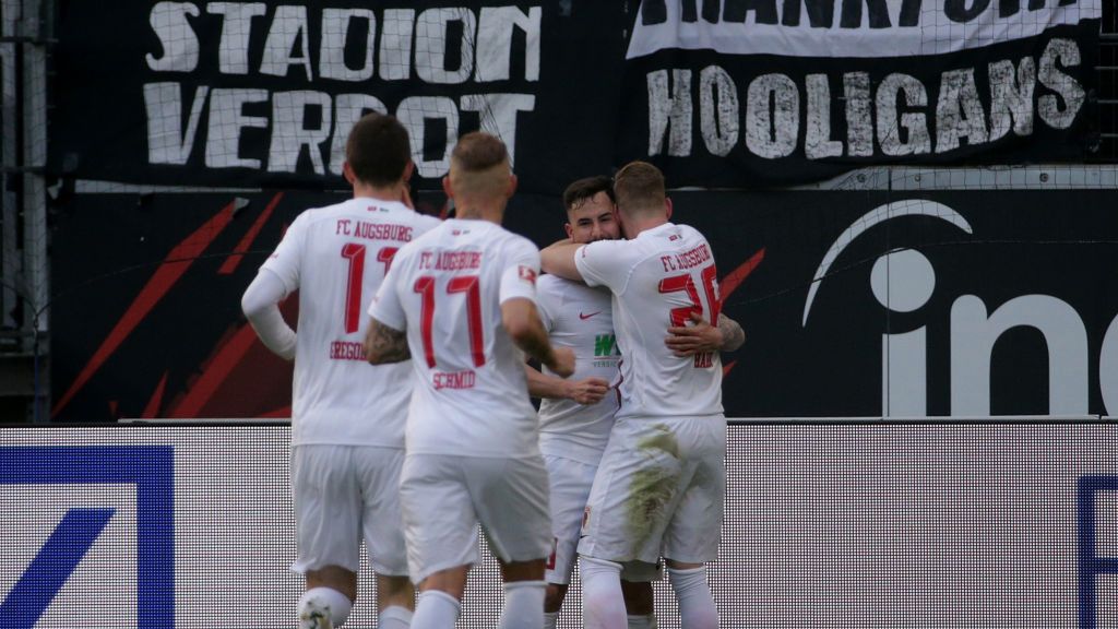 Zdjęcie okładkowe artykułu: Getty Images / TF-Images / Na zdjęciu: drużyna Eintrachtu Frankfurt