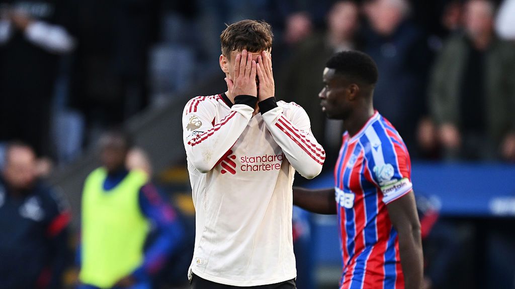 Getty Images / Liverpool FC / Na zdjęciu: Milos Kerkez z Liverpoolu FC po porażce z Crystal Palace