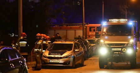 Kraków. Ewakuacja mieszkańców. W bloku znaleziono materiały pirotechniczne