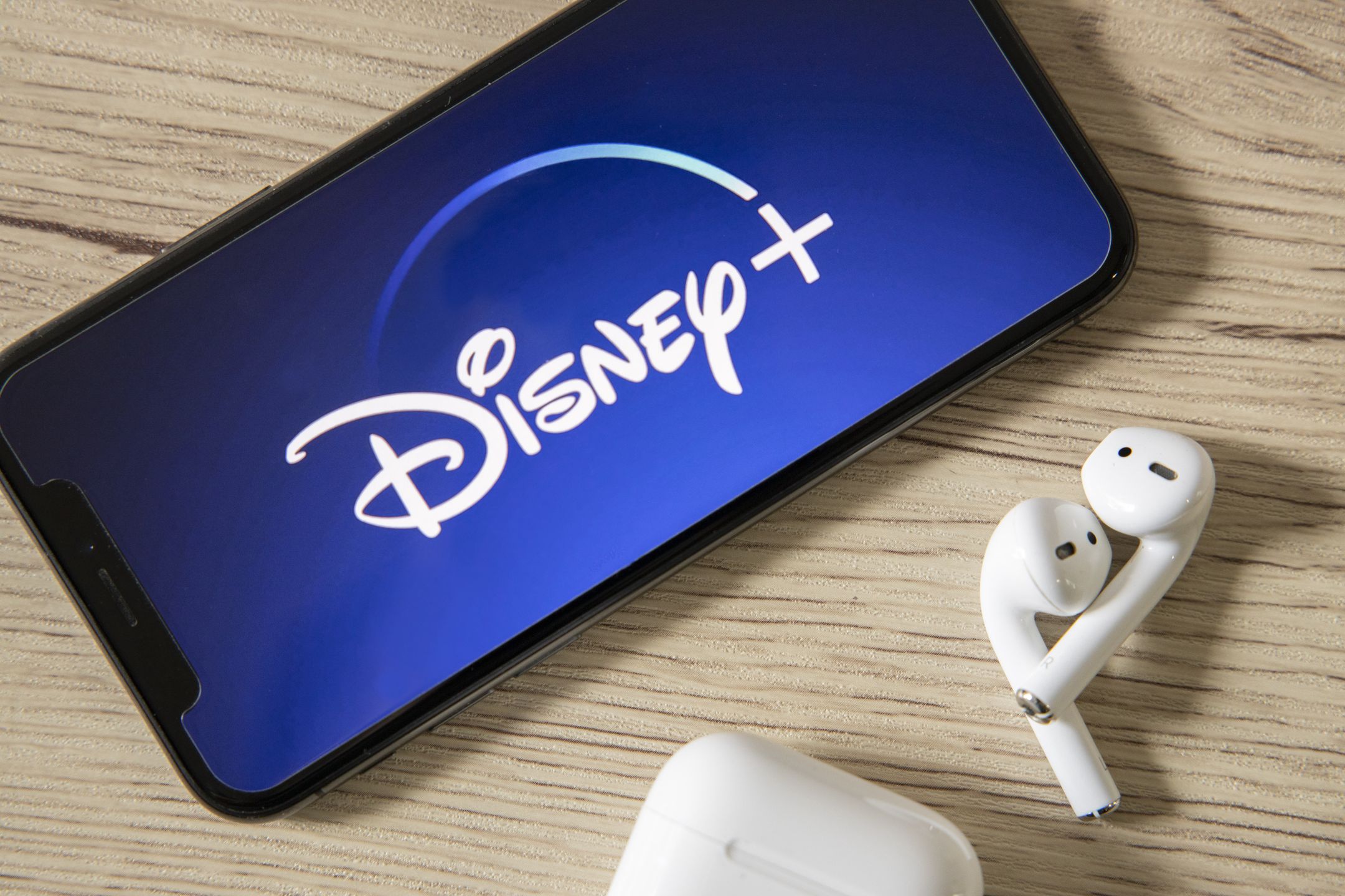 Na platformie Disney+ można obejrzeć serial i filmy Marvel Cinematic Universe 
