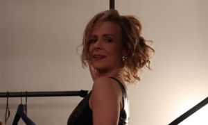 Szczuplutka Aneta Zając wdzięczy się niczym bogini w dopasowanej czarnej mini: "Coś wspaniałego" (FOTO)