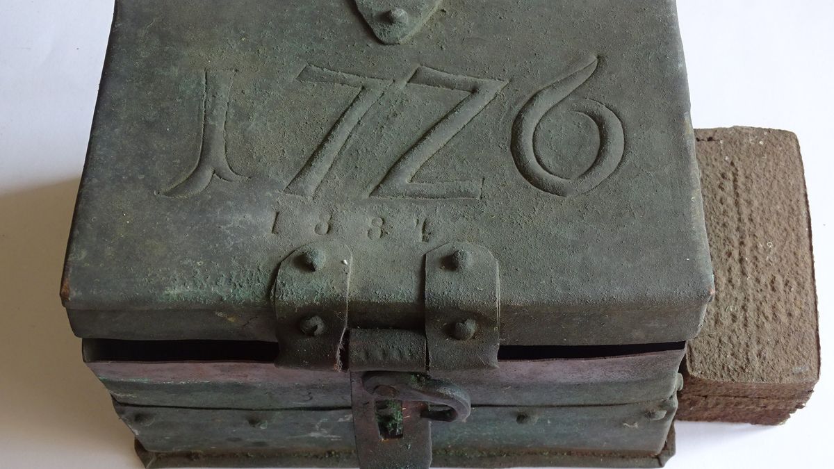 Znaleziona kapsuła czasu jest, zdaniem pracowników Muzeum Ziemi Wschowskei, najstarsza na świecie