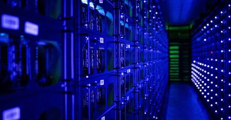 Bitmain wprowadza najpotężniejszą koparkę kryptowalut - górnicy już zacierają ręce