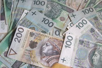 Wpłata powitalna w PPK. 121 tys. osób dostanie przelew